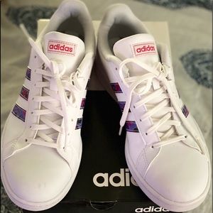 Adidas Shell toe sneakers